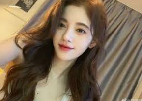 旗舰展示组合页